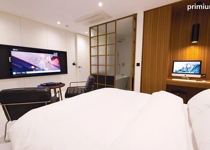 Motel The Artist Yeoksam *